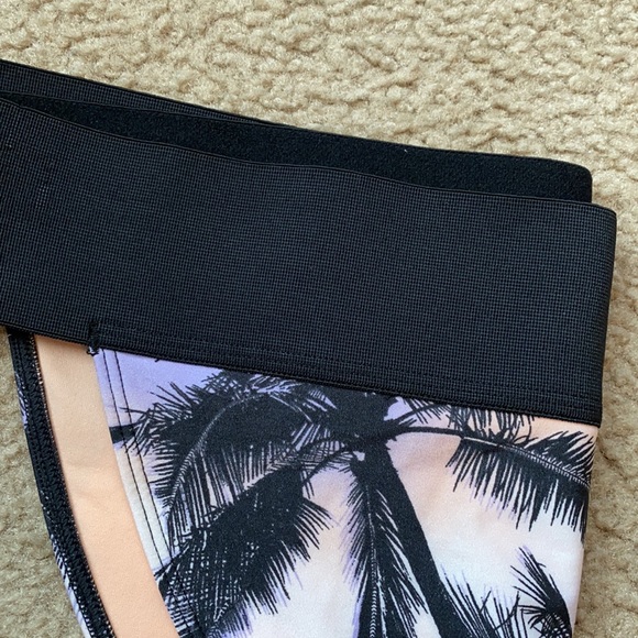 H&M Bikini Bottoms - Picture 4 of 4